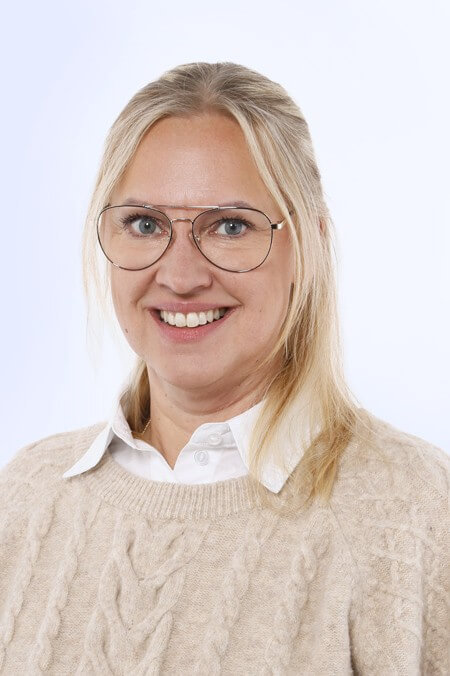 Novum Oy - Yhteystiedot henkilökuva